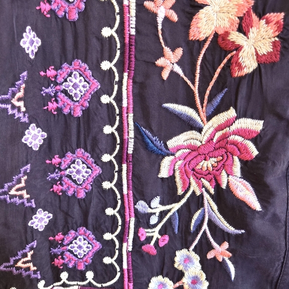 Johnny Was Workshop Purple Curacao Oversized Blouse Size Medium NWT - Picture 3 of 15